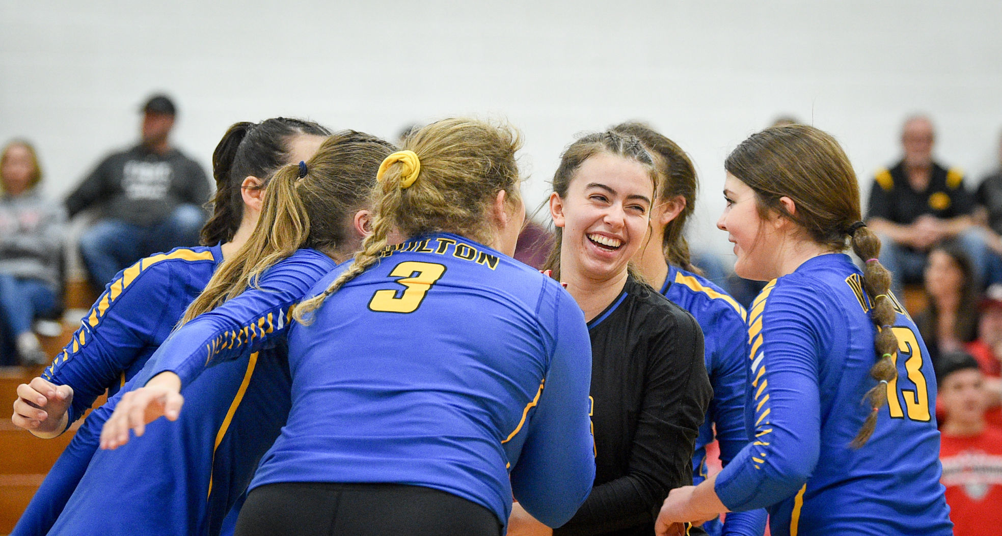 110519-qct-spt-wilton-vball-040a.jpg